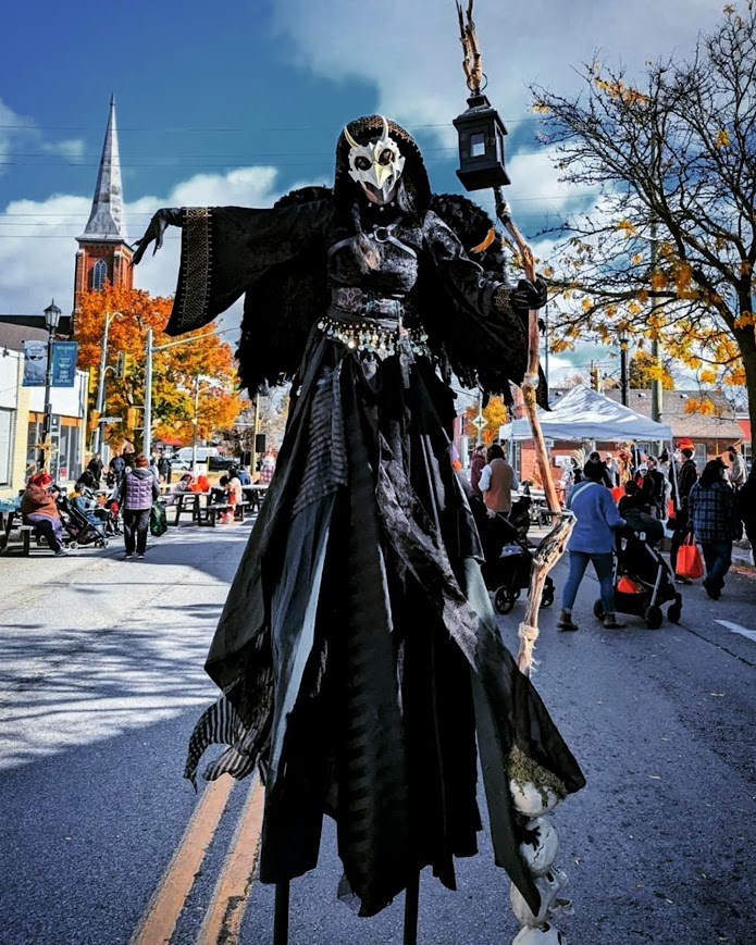 Halloween Performers performer 3