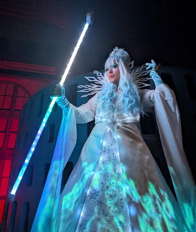 Holiday Performers performer 2