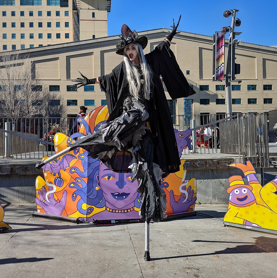 Halloween Performers performer 2